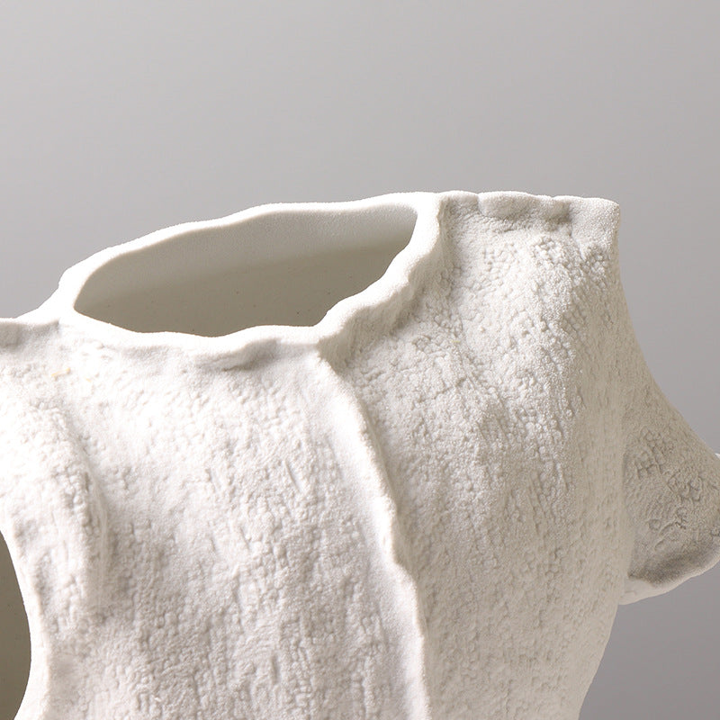 Ceramic flower vase