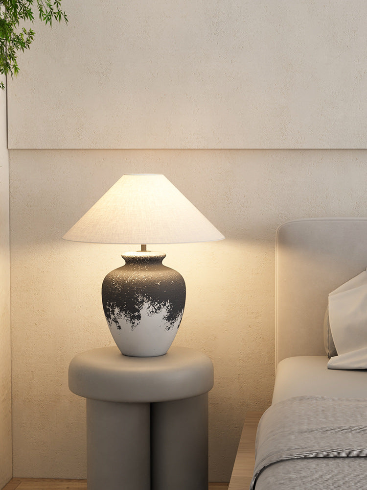 Elegant Japanese Style Ceramic Table Lamp