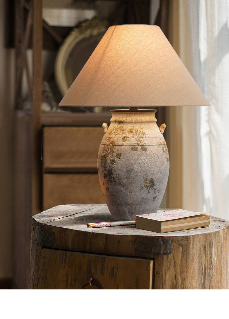 Ceramic table lamp