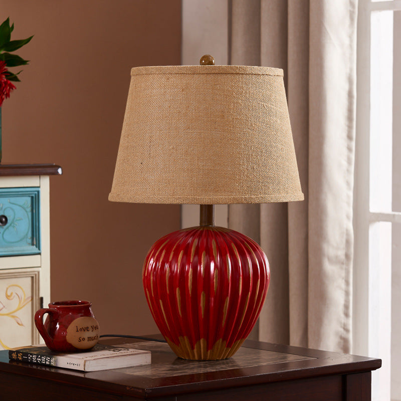 Ceramic table lamp